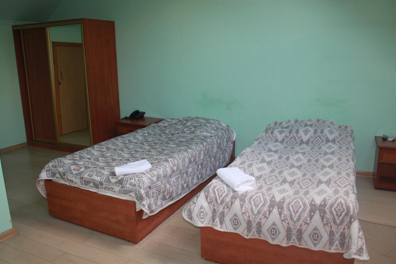 Mini-Hotel Verhovina Kiev Luaran gambar